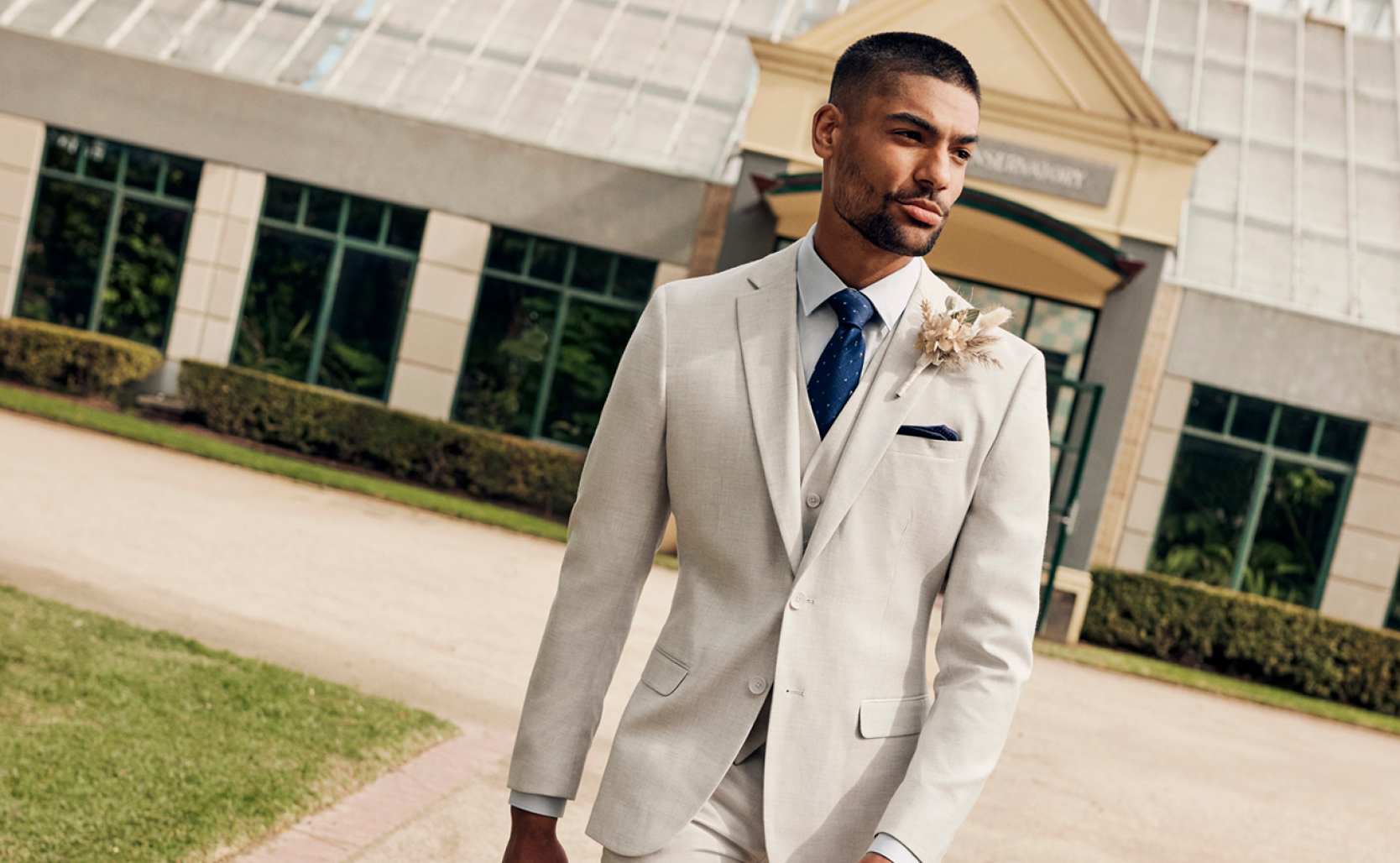 Spring wedding suits online
